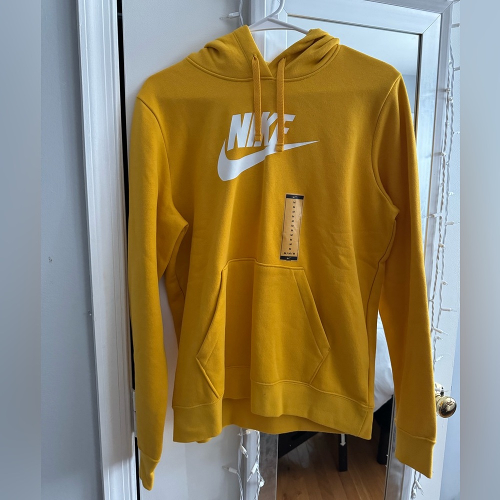Nike hoodie NWT